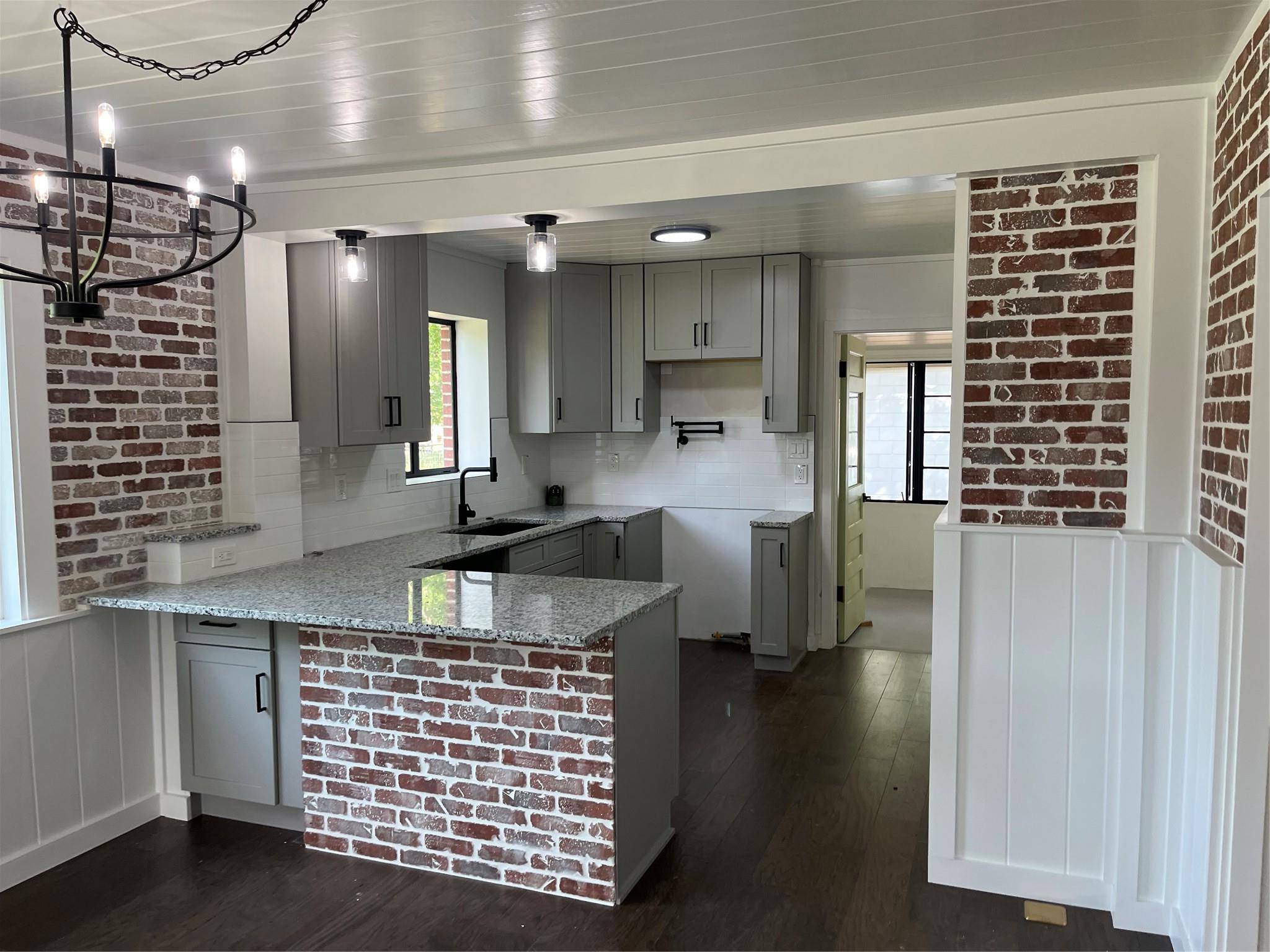 Austin, TX 78756,5611 Joe Sayers Ave