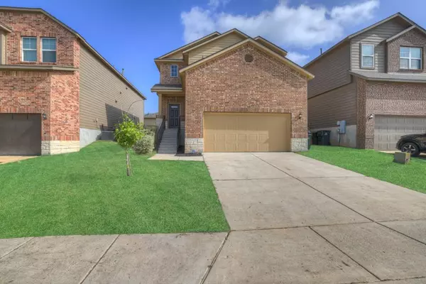 151 Lake GLN, San Marcos, TX 78666