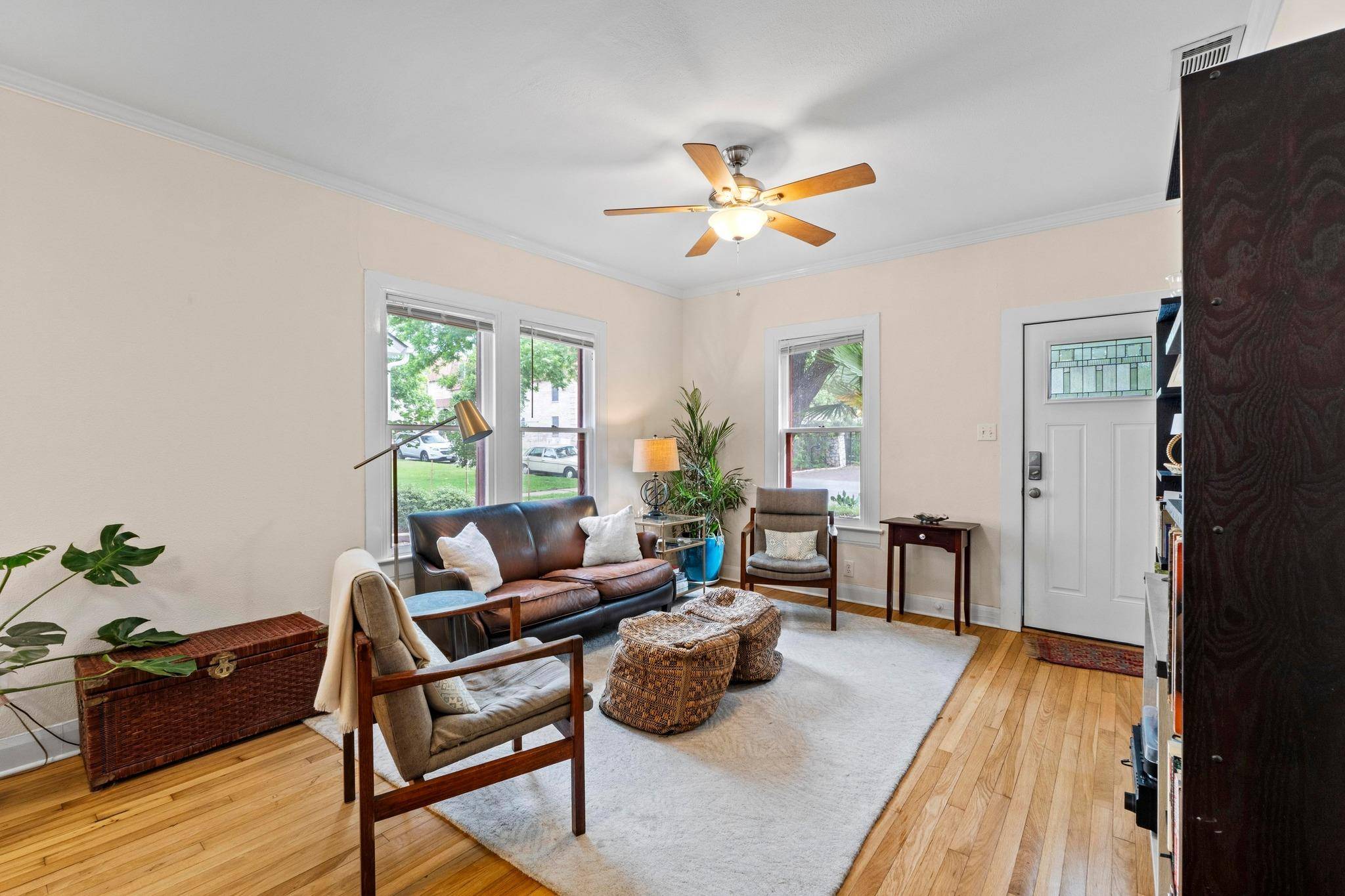 Austin, TX 78751,605 E 43rd ST