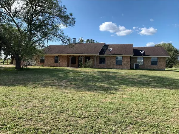 1185 FM 1697, Ledbetter, TX 78946