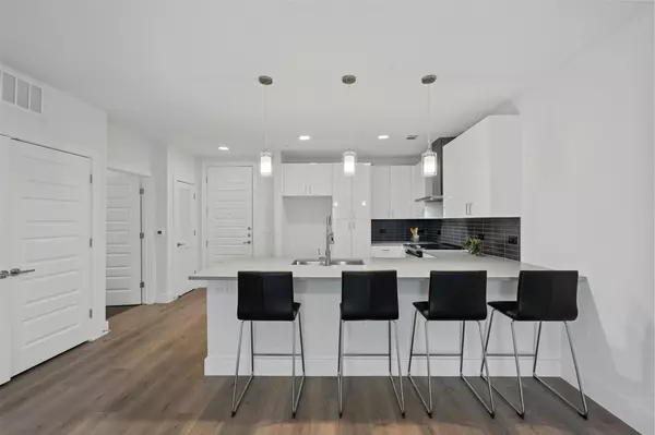 2213 Poquito ST #217, Austin, TX 78722