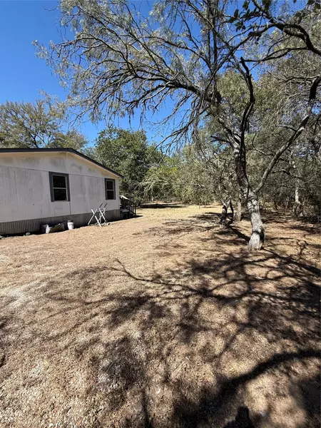 236 Live Oak DR E, Cedar Creek, TX 78612