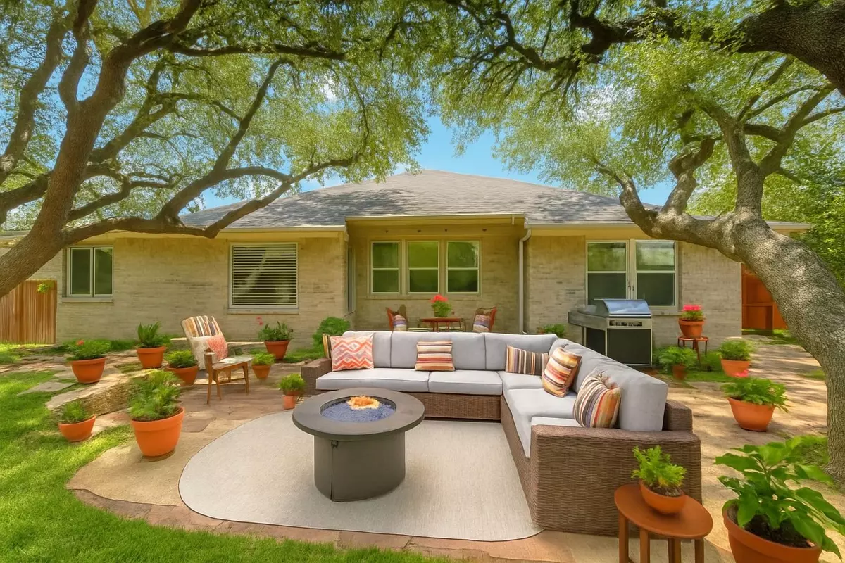 Austin, TX 78737,360 Canterbury DR
