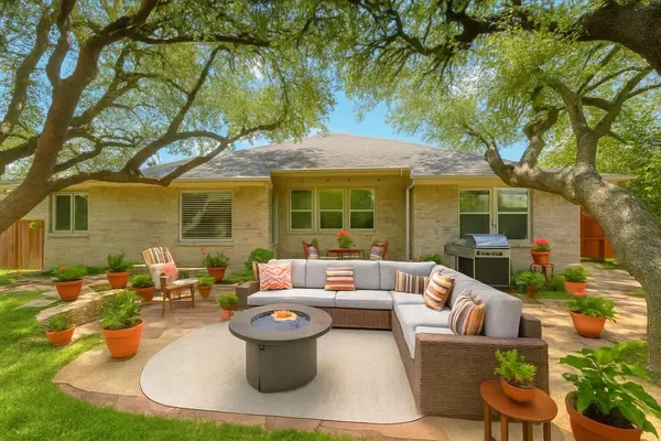 360 Canterbury DR, Austin, TX 78737