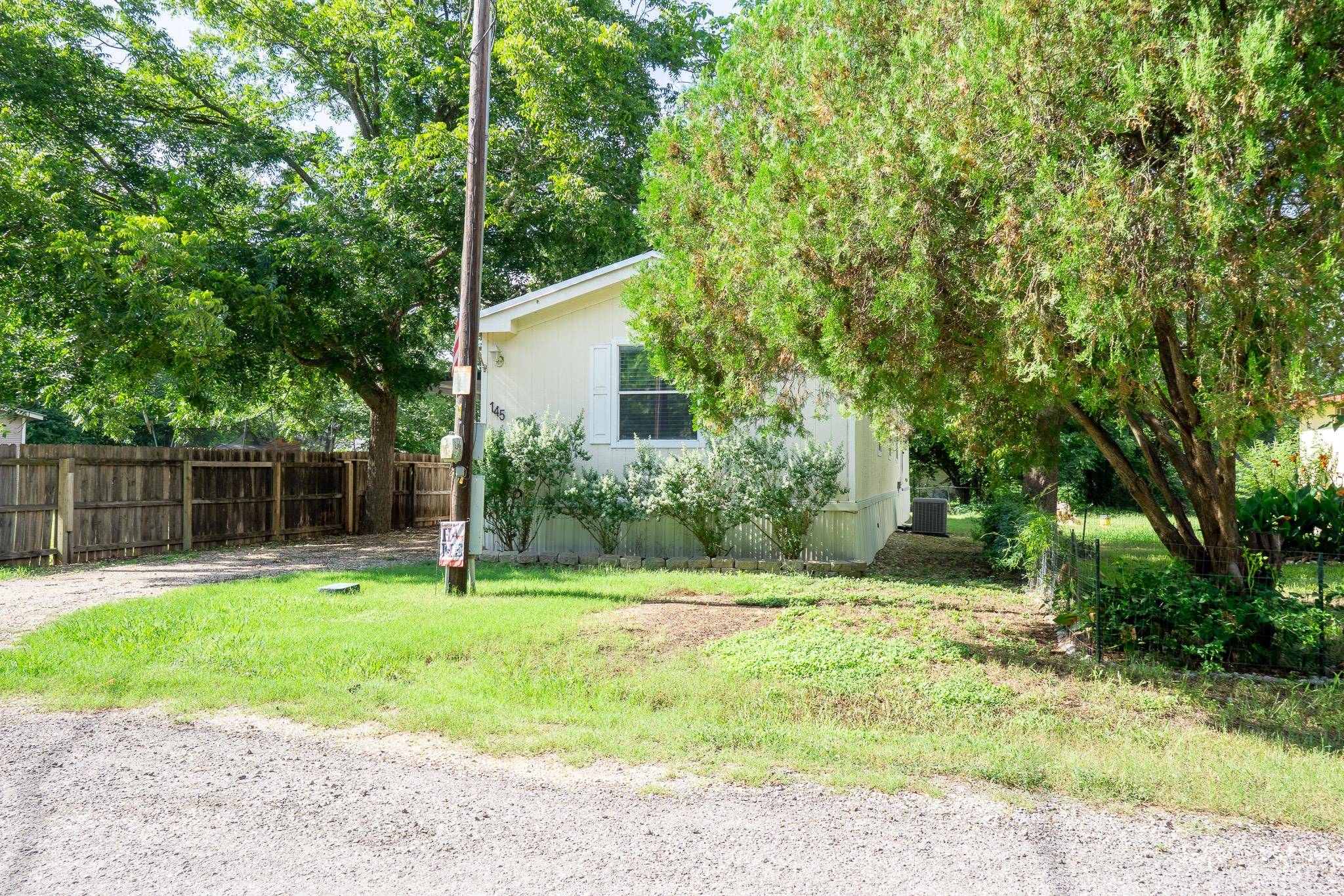 145 Birch, Maxwell, TX 78656