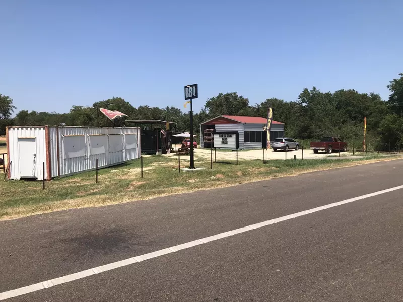 2990 S 304 HWY, Rosanky, TX 78953