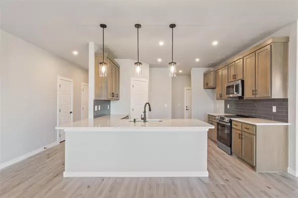 Belton, TX 76513,2533 Tin Barn BLF