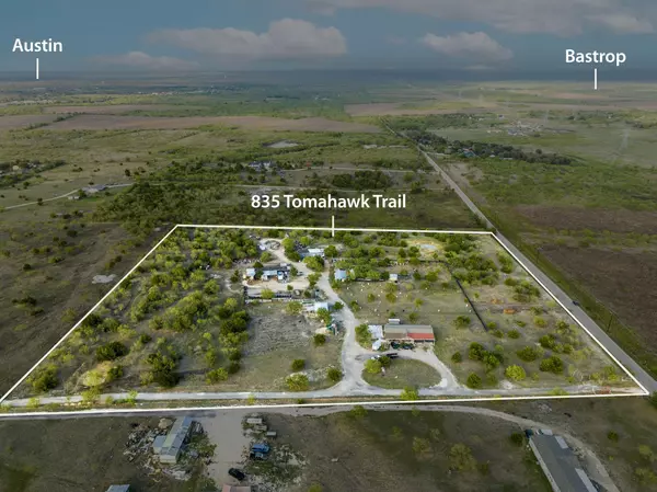 835 Tomahawk TRL, Dale, TX 78616