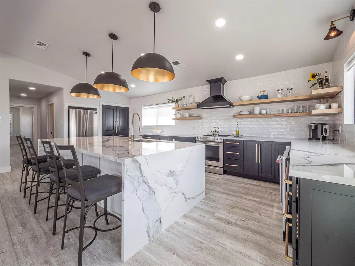 Lago Vista, TX 78645,3900 Lake Park CV