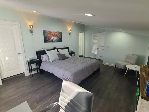 Bastrop, TX 78602,372 Plum ST