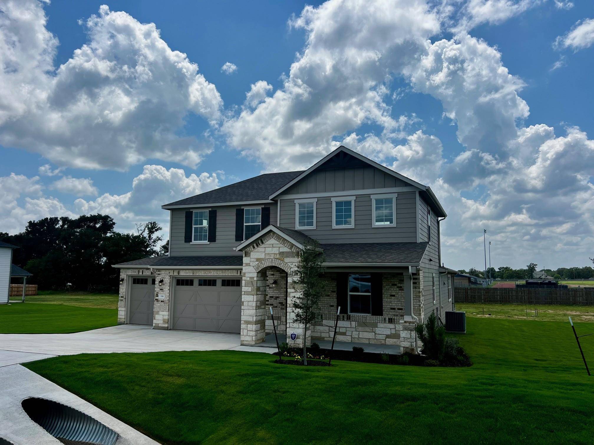 Cedar Creek, TX 78612,196 Silverton LN