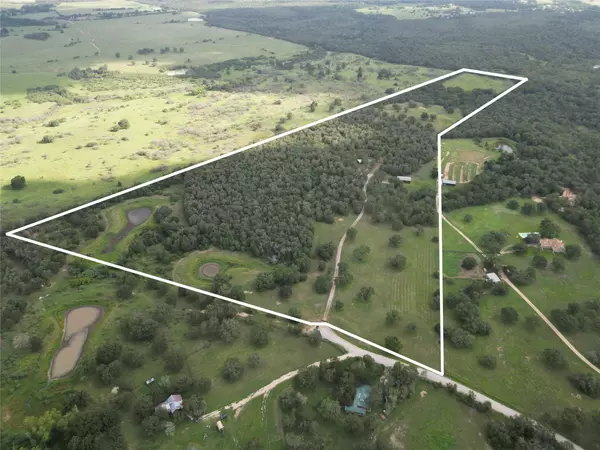 228 Maple DR, Cedar Creek, TX 78612