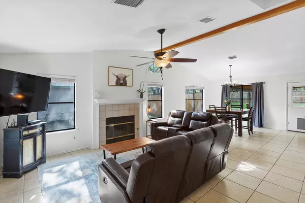 Austin, TX 78748,10406 Sentenal DR