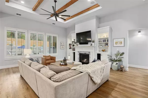 Lago Vista, TX 78645,233 Lakefront DR