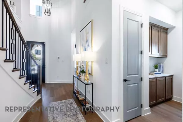 Lago Vista, TX 78645,22716 Tuscany Coneflower LN
