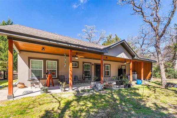 1428 County Road 337, Lexington, TX 78947