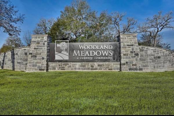 109 Woodland Meadows LN, Round Top, TX 78945