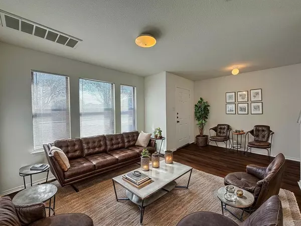 Leander, TX 78641,2013 Rim Rock DR