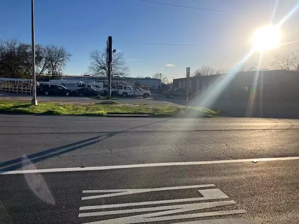 Austin, TX 78702,5225 E Cesar Chavez ST