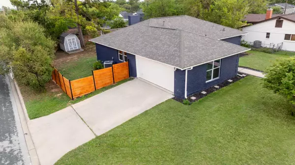 Austin, TX 78721,3907 Carmel DR