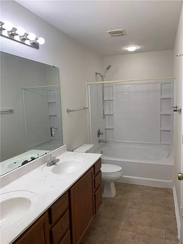 Leander, TX 78641,1605 Lit Candle CV