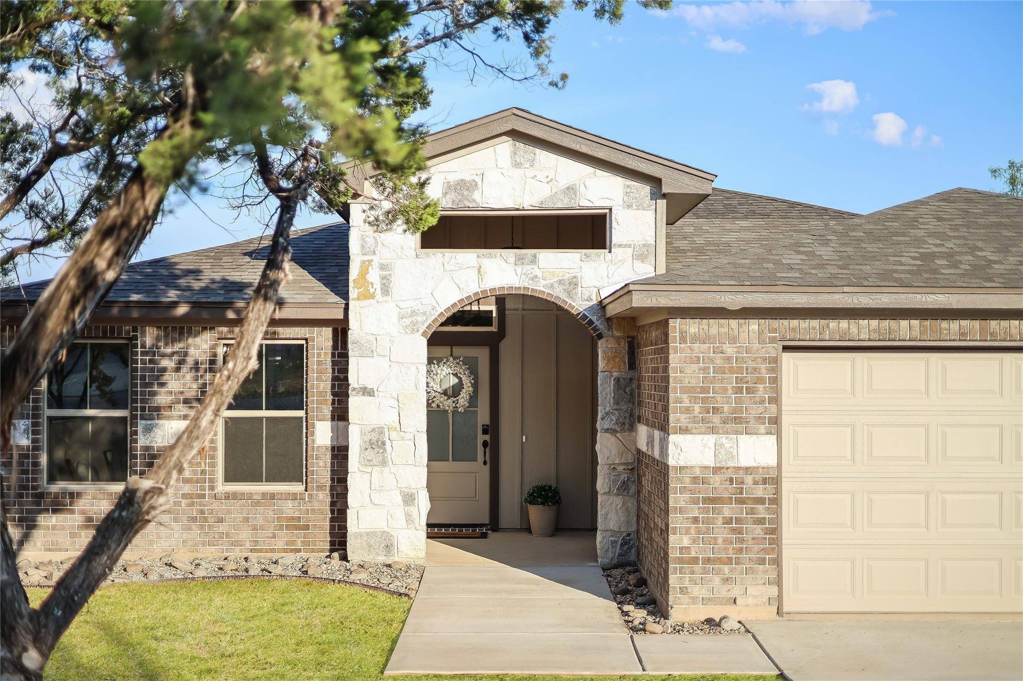 2602 Truman DR, Lago Vista, TX 78645