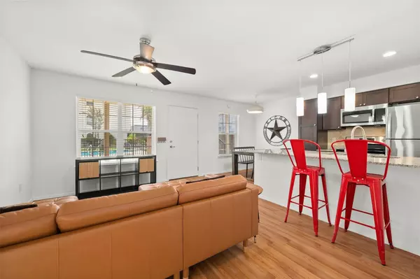Austin, TX 78705,910 Duncan LN #19