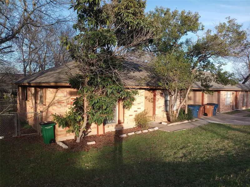 814 A King Edward PL #A, Austin, TX 78745