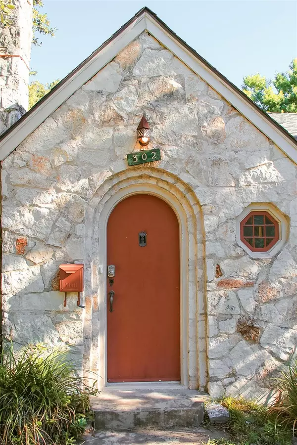 Austin, TX 78704,302 LOCKHART DR