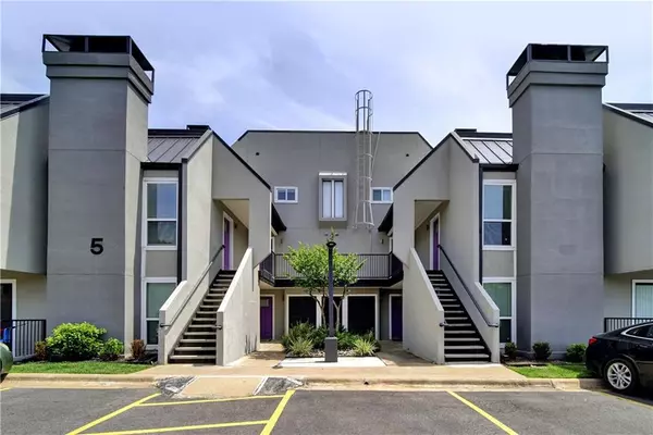 935 La Posada DR #251,  Austin,  TX 78752