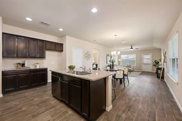 108 Blue Sage DR, Leander, TX 78641