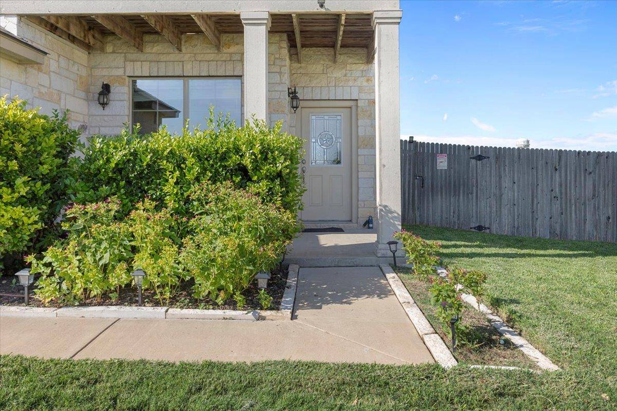 Jarrell, TX 76537,212 Plata LN