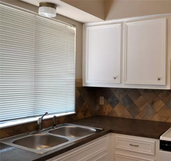 Austin, TX 78759,6901 B Argonne Forest CV