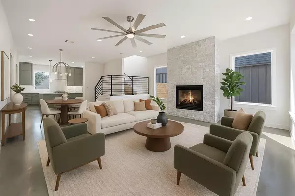 11009 Fourth ST, Jonestown, TX 78645