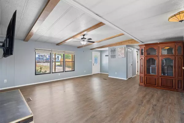 Smithville, TX 78957,133 Deer RUN