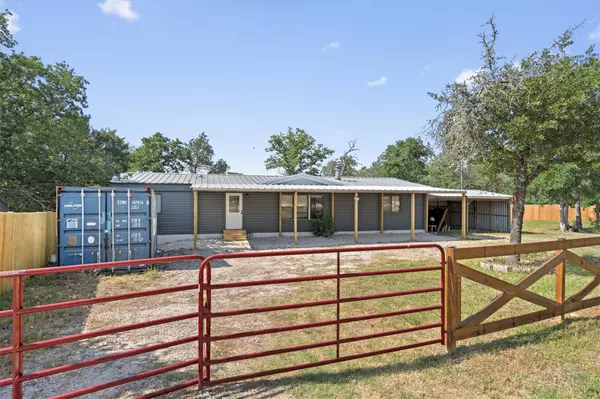 Smithville, TX 78957,133 Deer RUN