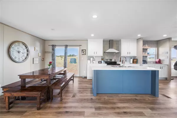 Harper, TX 78631,245 Sky Trail DR