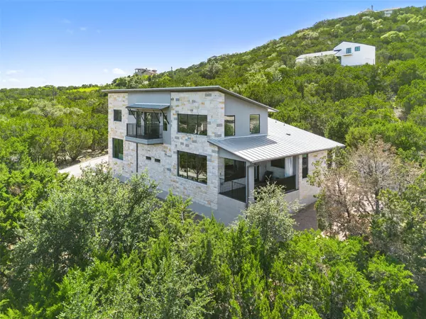 17644 W Reed Parks RD, Jonestown, TX 78645