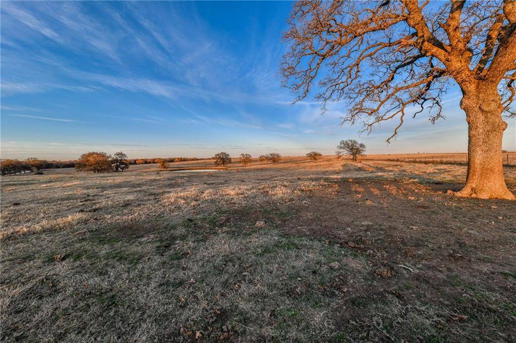 0000 HCR 1450 N, Covington, TX 76336