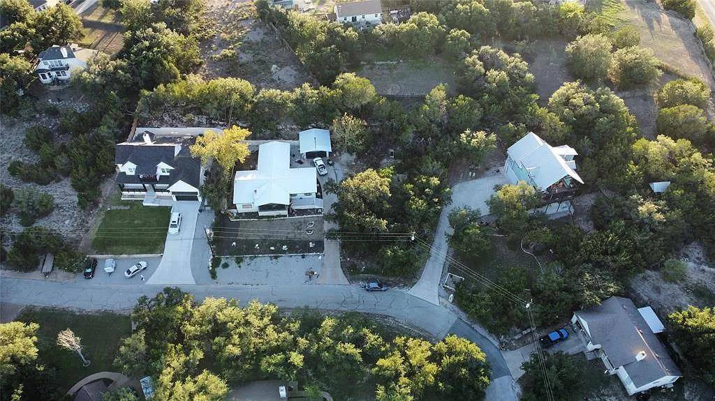 Spicewood, TX 78669,618 Galston DR