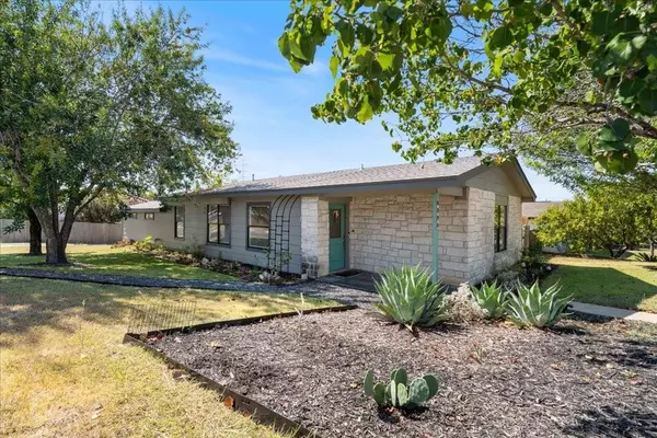 5741 Pinon Vista DR, Austin, TX 78724