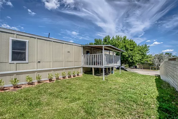 6914 Point North DR, Austin, TX 78724