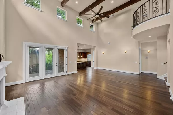 Austin, TX 78746,4501 Westlake DR #3