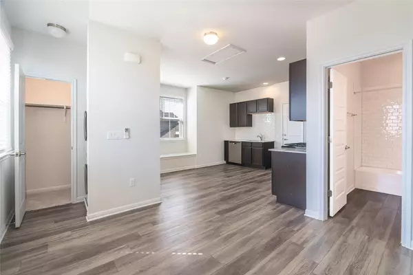 7829 Colton Bluff Springs RD, Austin, TX 78744