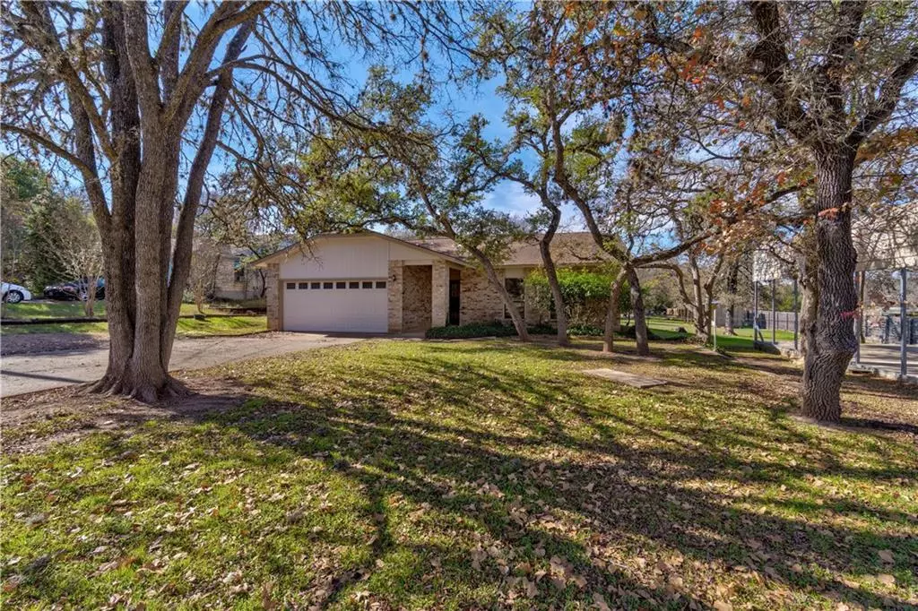 Manchaca, TX 78652,912 Bluebird DR