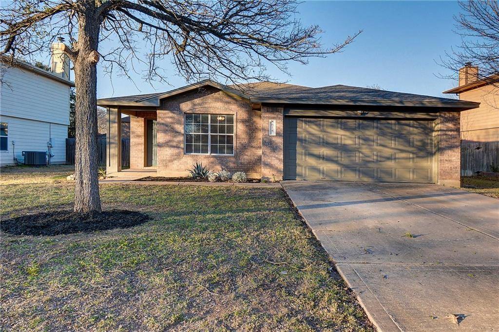 614 Jessica PL, Bastrop, TX 78602