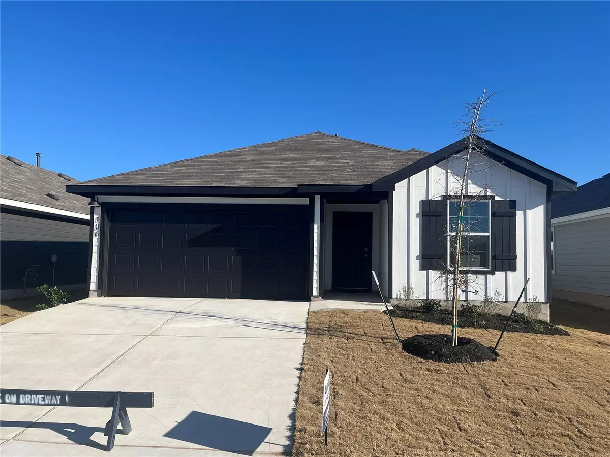 Uhland, TX 78640,861 Arnold LOOP