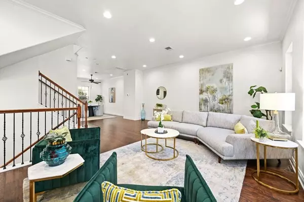 212 Adams ST,  Georgetown,  TX 78628