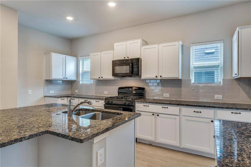 3922 Stanley Park, Converse, TX 78109