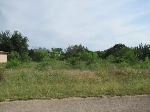22030 Redbird DR, Lago Vista, TX 78645
